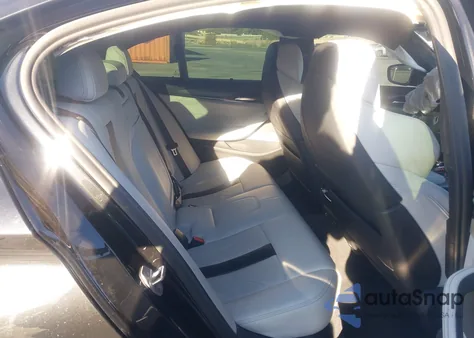 2022 BMW M5 from USA, damaged, VIN WBS83CH06NCK27725